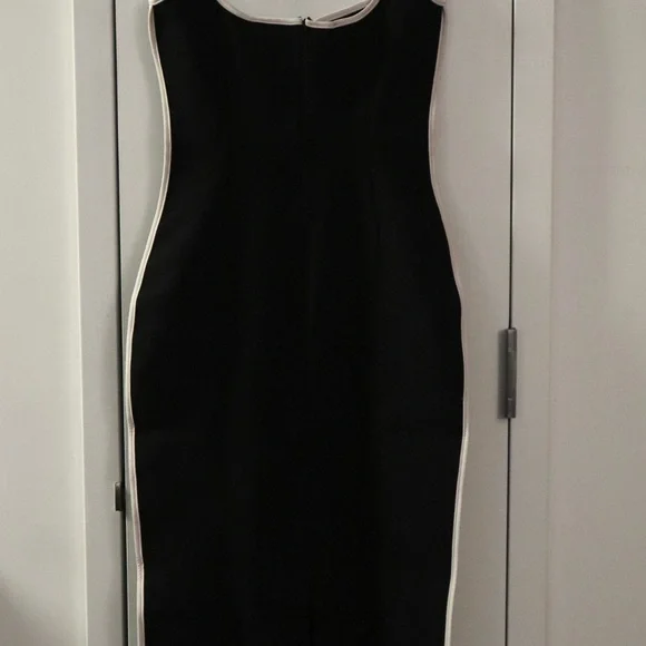 BRAND NEW WITH TAGS!! Paris Georgia Heart Dress Black w/ White Piping (size S) - Picture 3 of 8